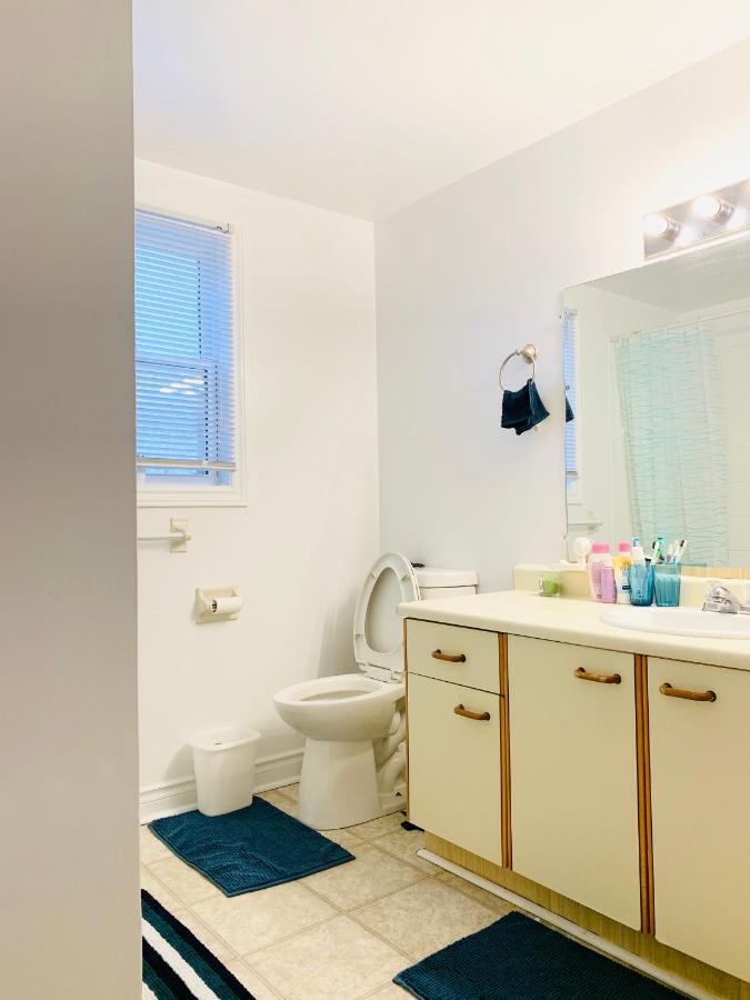 Private Fully Furnished Room In Halifax Shared Washroom Ngoại thất bức ảnh